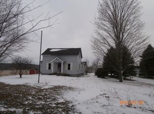 6363 E Bacon Rd, Hillsdale, MI 49242