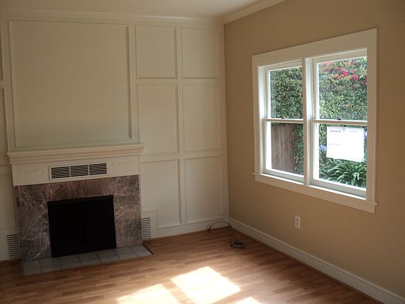 5th image of 36 N Pacific Ave