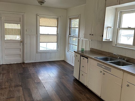 5th image of 3720 N 25th St