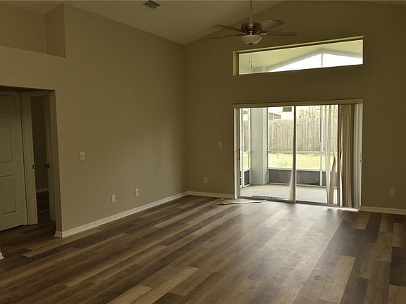 2nd image of 15503 Conway Pl