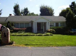 205 Mandan Rd, Kingsport, TN 37664