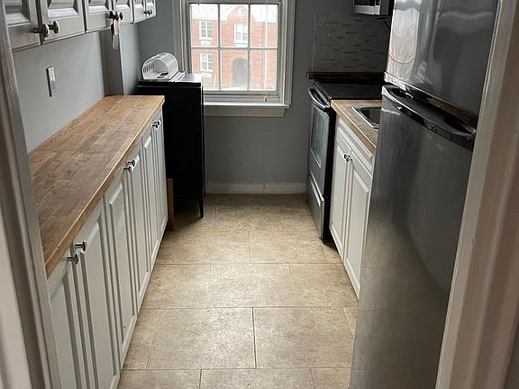 5th image of 308 Ashby St APT B