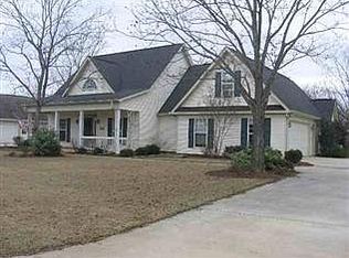 408 Grove Ln, Kathleen, GA 31047