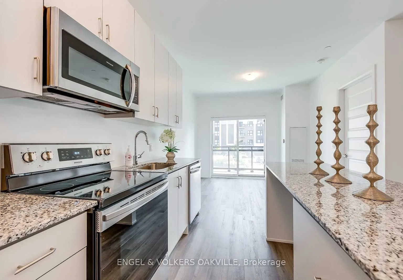 2 bed, $2,250 — Photo 3