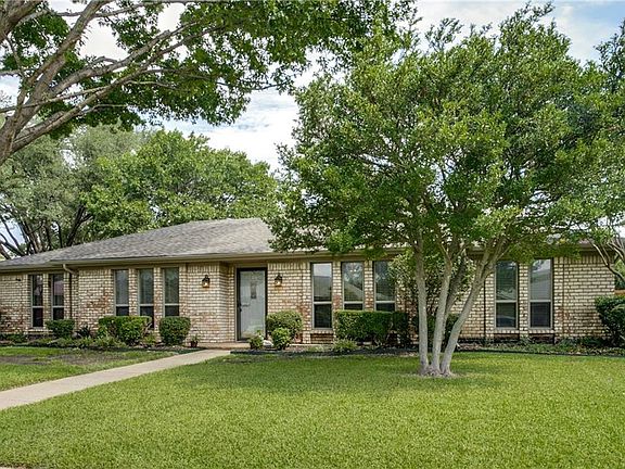 2nd image of 2405 Northcrest Dr