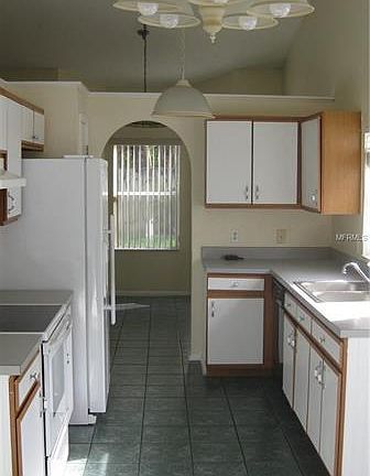 4th image of 2070 River Park Blvd