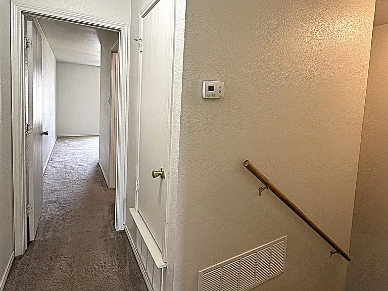 152 Ryan Cir #B — Photo 7