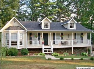 5221 Chestnut Ln, Pinson, AL 35126