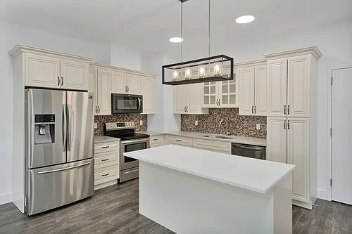 1070 River Road LLC Photo 1