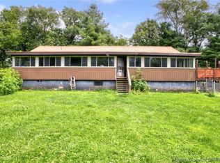 7384 E Hogtown Rd, Marengo, IN 47140