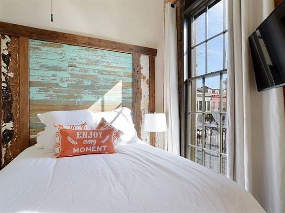 4th image of 1900 Magazine St APT C