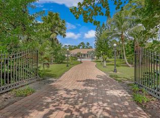 6481 Livingston Woods Ln, Naples, FL 34109