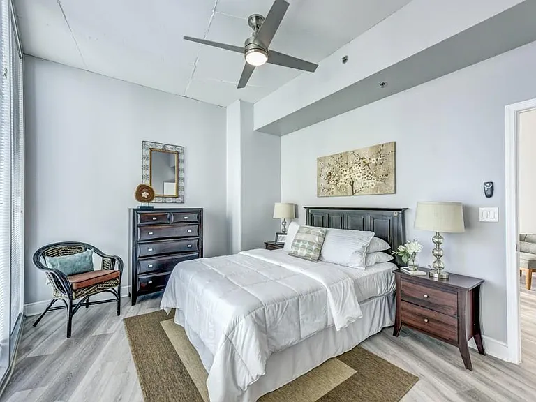 950 W Peachtree St NW #1504 — Photo 11