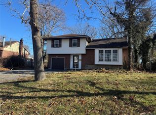 11 Marsha Lane, Brentwood, NY 11717