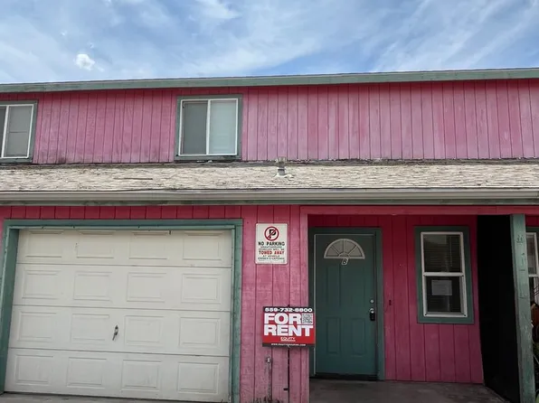 3632, 69 N 4th St APT B, Porterville, CA 93257