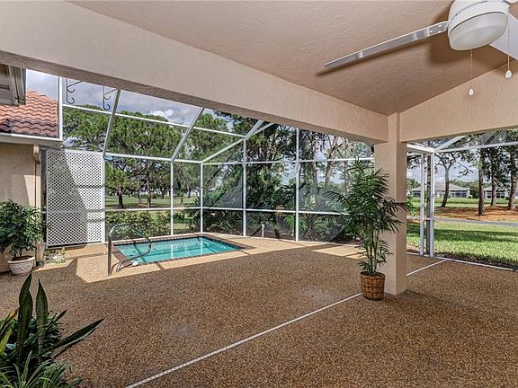 2nd image of 4014 Lyndhurst Ct