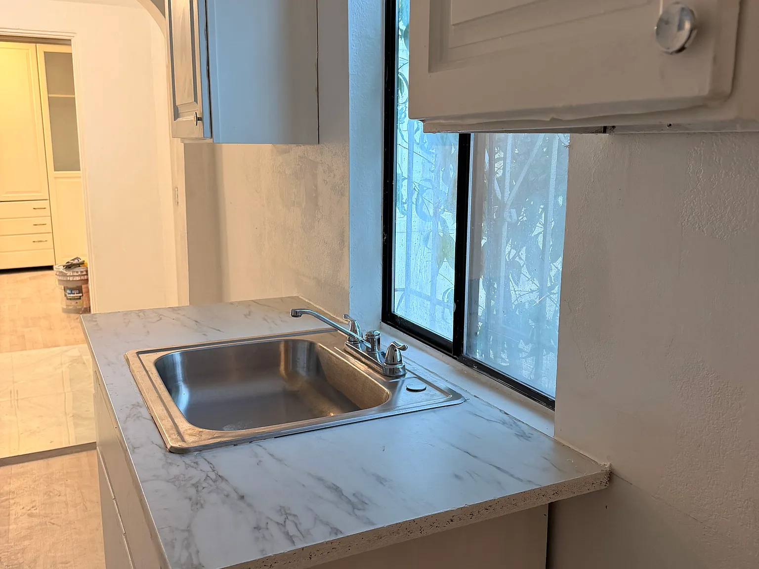 1 bed, 650 sqft, $1,950 — Photo 3
