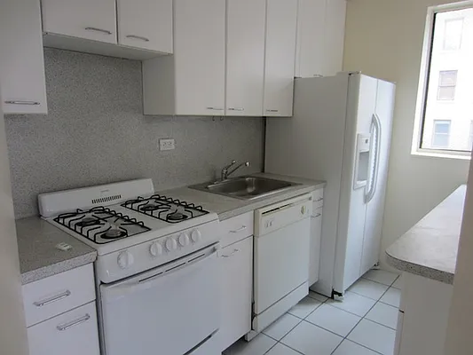 Rented by Mirador Real Estate | media 10