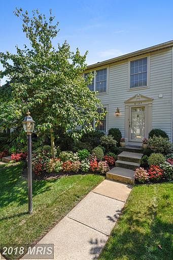 1st image of 6127 Gardenia Ct