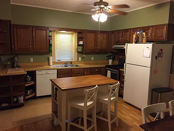 2nd image of 454 S 1st St