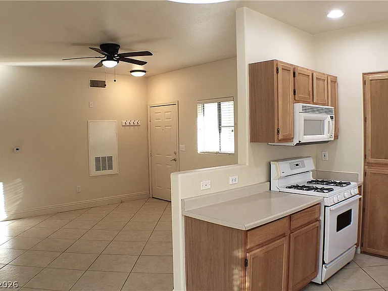 1531 Ruby Cliffs Ln #102 — Photo 8