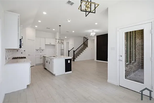 700 Pistachio Pkwy — Photo 26