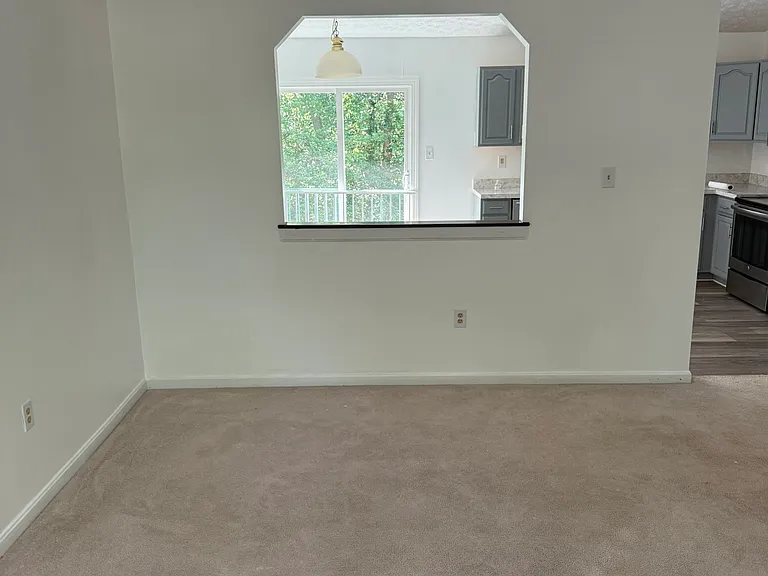 12627 Hilltop Rd — Photo 6