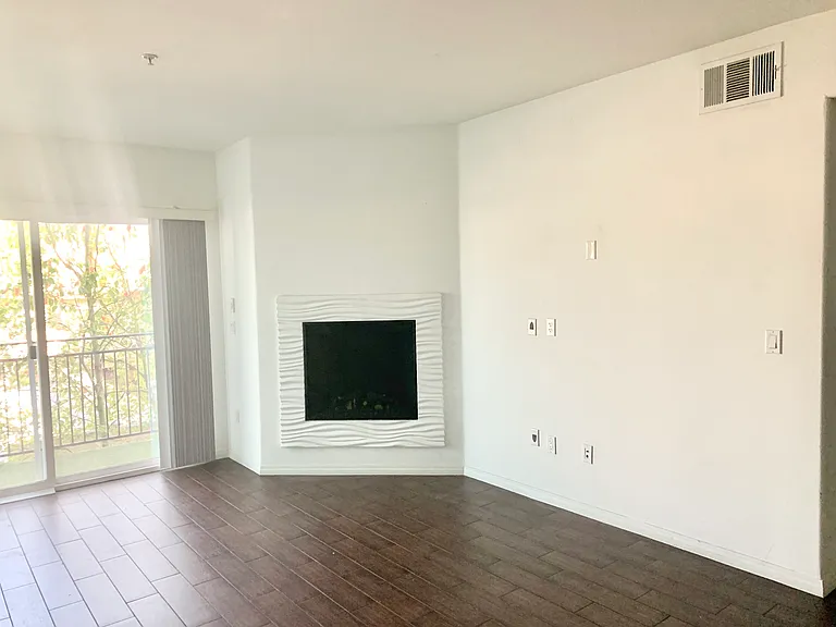 The Watermarque Apartments — Photo 50
