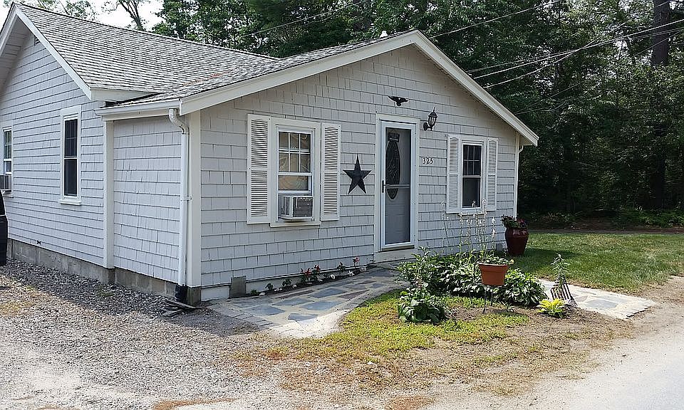 1st image of 325 Woodbine Ave