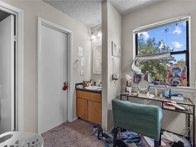 2510 San Gabriel St #303 — Photo 7