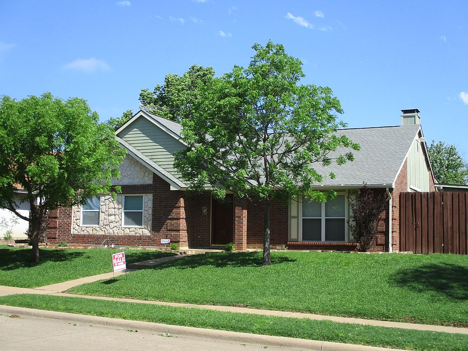1st image of 626 Chestnut Dr
