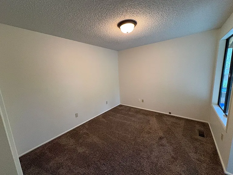 1835 Tabor St — Photo 12