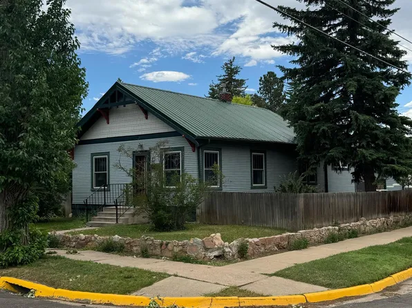 1700 Rainbow Ave, Laramie, WY 82070