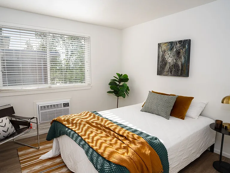 The URBIE Apartments — Photo 32