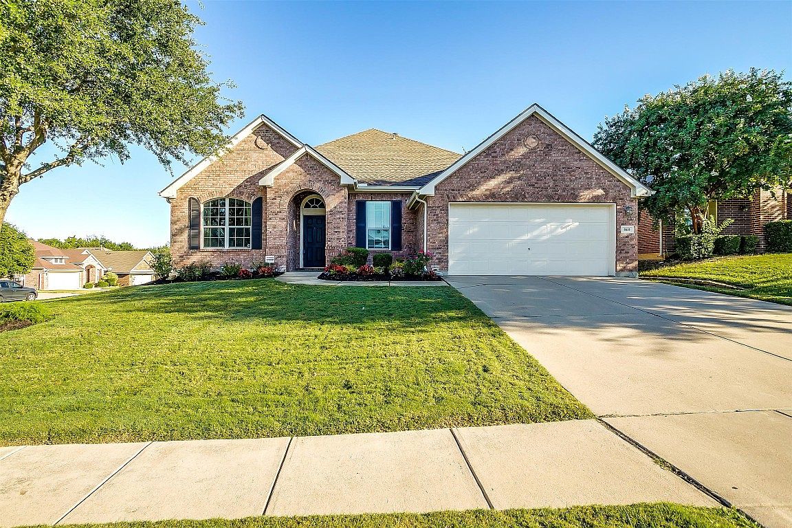 860 Roaring Springs Rd, Grand Prairie, TX 75052 Zillow