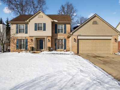 19261 Fairlane Ct, Livonia, MI, 48152
