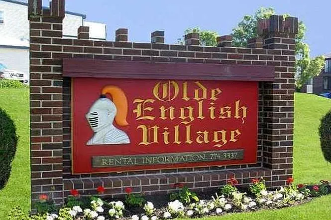 Olde English Village — Photo 11