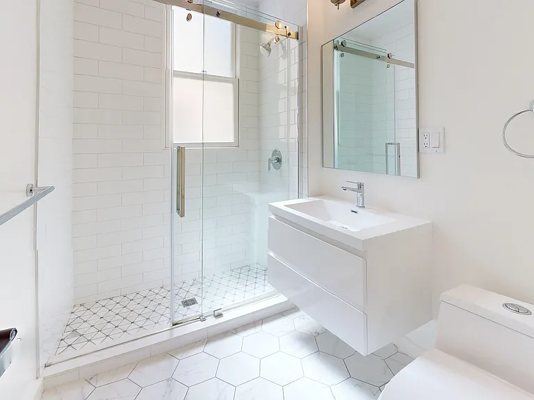 3101 Gough St #206 — Photo 15