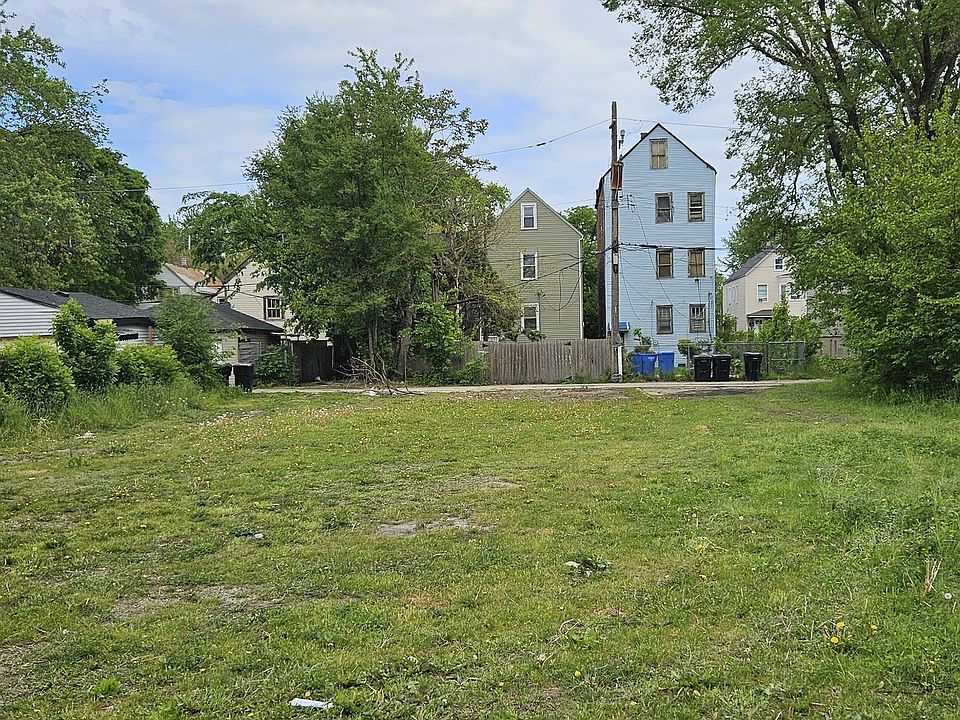 2nd image of 5323 S Wolcott Ave