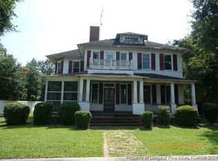 409 W Main St, Rowland, NC 28383