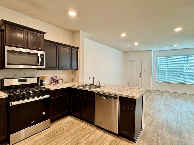 12715 Beatrice Terrace Dr — Photo 5