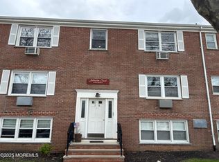 6 Arlington Ct #6, Ocean Grove, NJ 07756