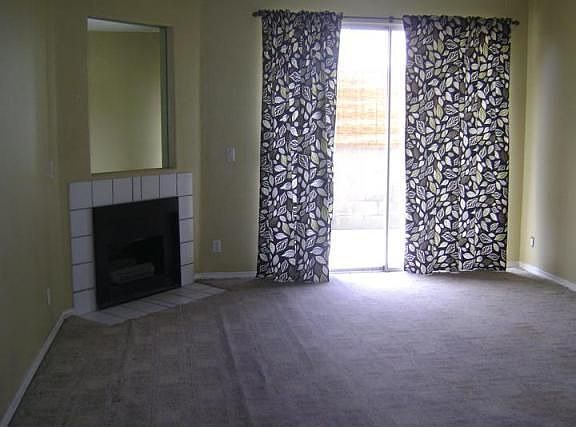 5th image of 640 W 4th St Unit 106