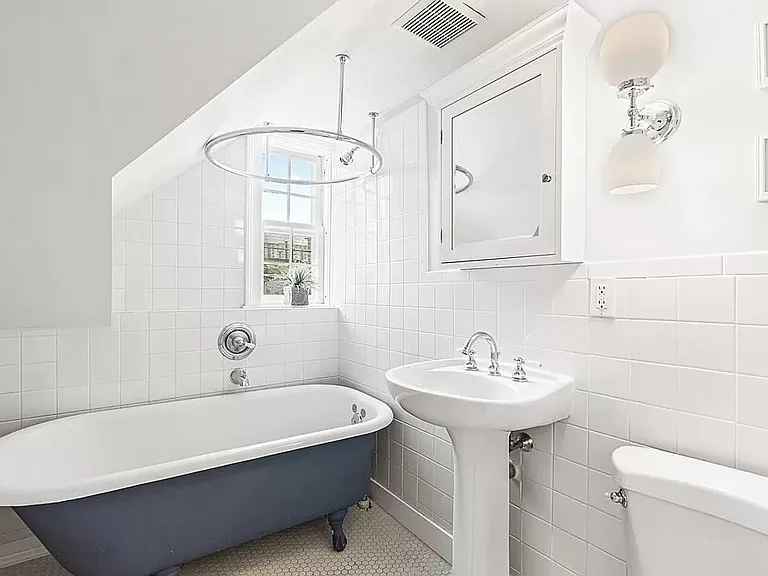 14 Schouler Ct #14 — Photo 24