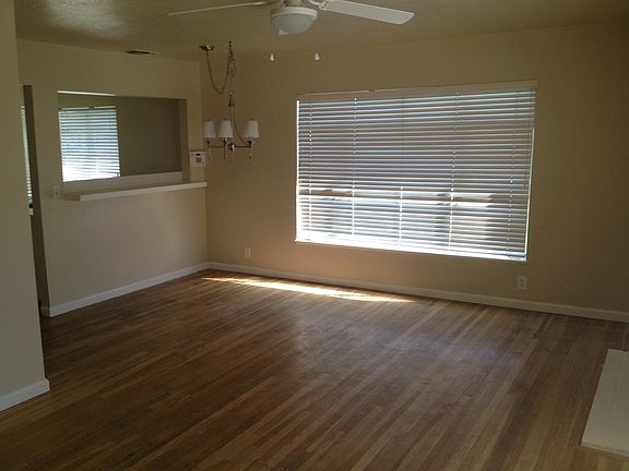4th image of 157 W Essex St