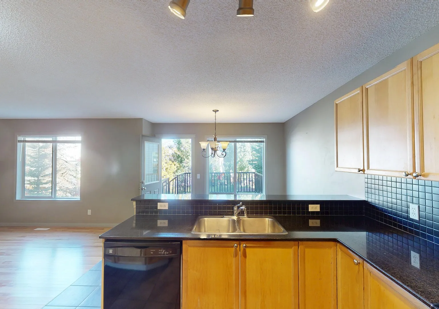 191 Cougarstone Court Southwest — Photo 4