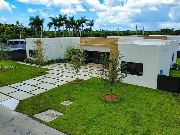 2nd image of 17277 SW 288th St