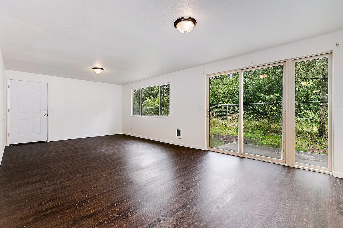2311 O St NE — Photo 2
