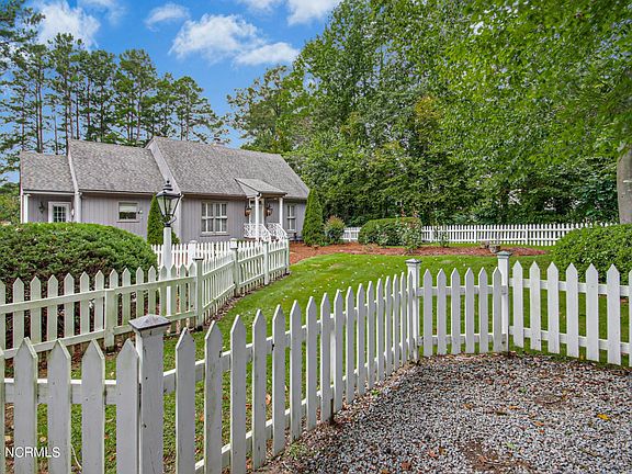2nd image of 5818 Fleming Court