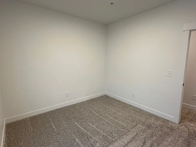 884 N Van Dyne Dr #203 — Photo 16